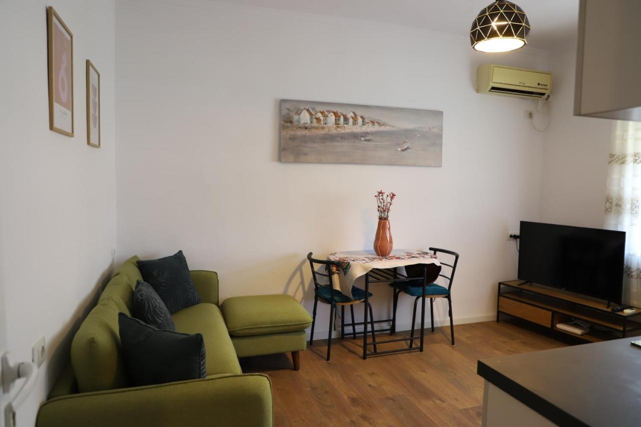 Daniel City Center Apartment Berat Eksteriør bilde
