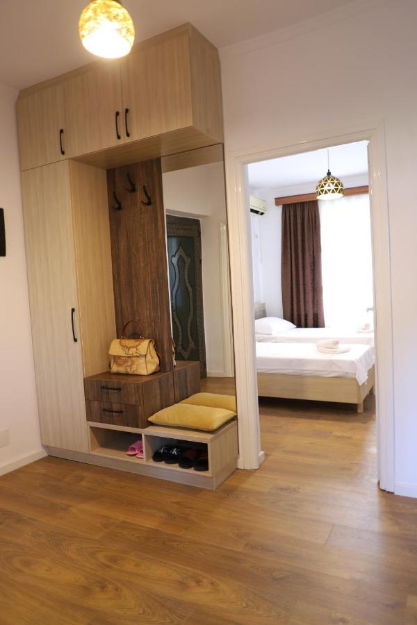 Daniel City Center Apartment Berat Eksteriør bilde