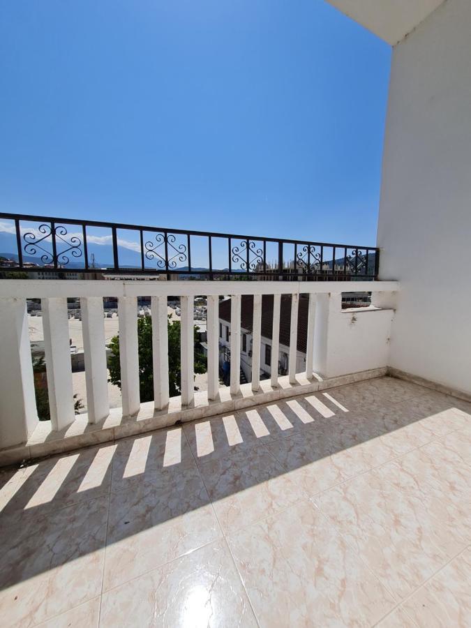Daniel City Center Apartment Berat Eksteriør bilde